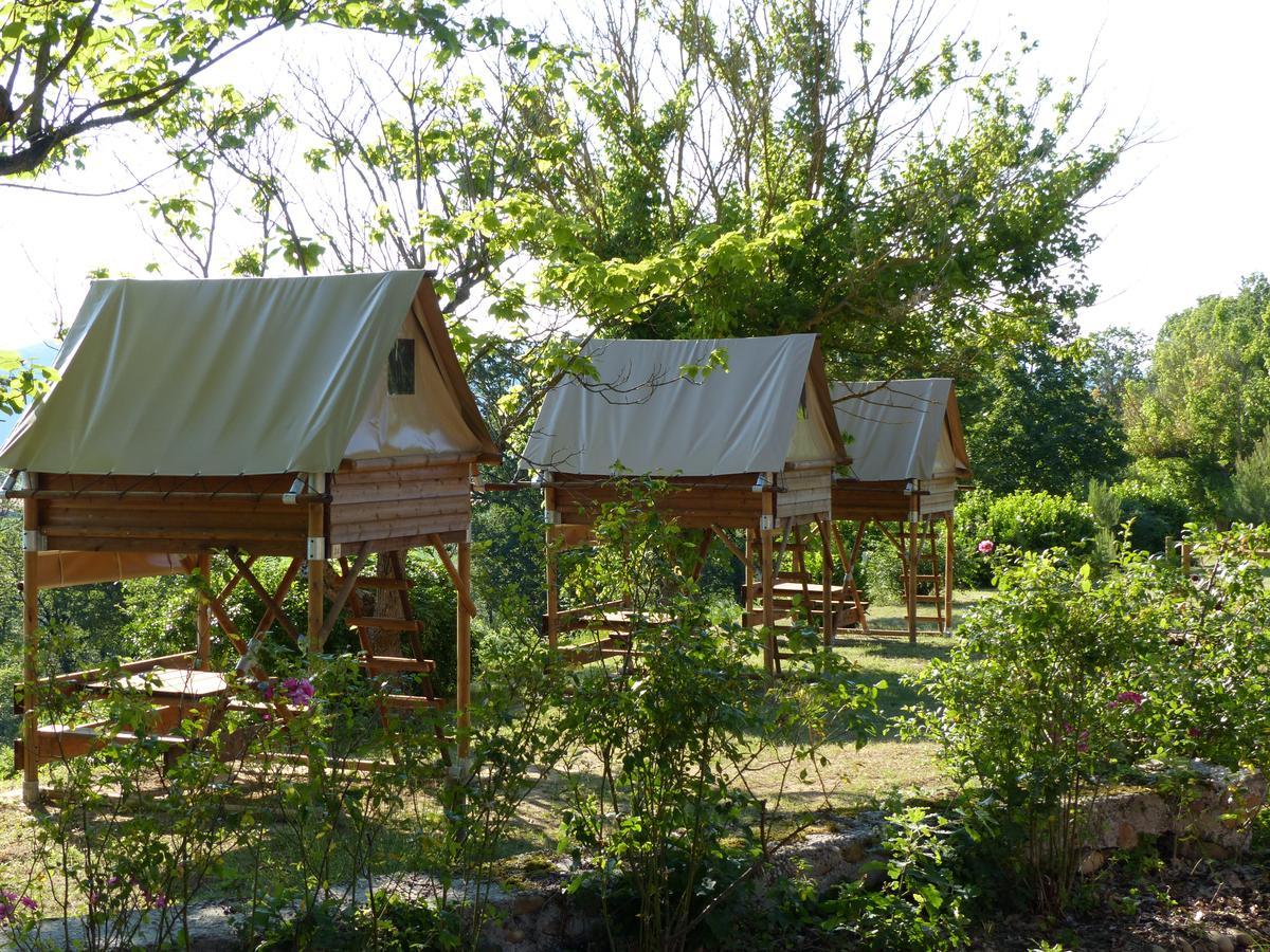 Camping Domaine De Senaud Albon Exterior foto
